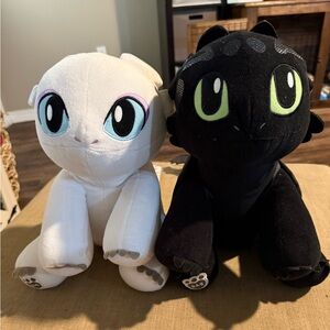 DreamWorks How to Train Your Dragon Build-a-Bear Plush Set - White and Black
